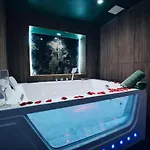 Le Petit Sensual Bali Option 300m Place Stanislas Appartamento *